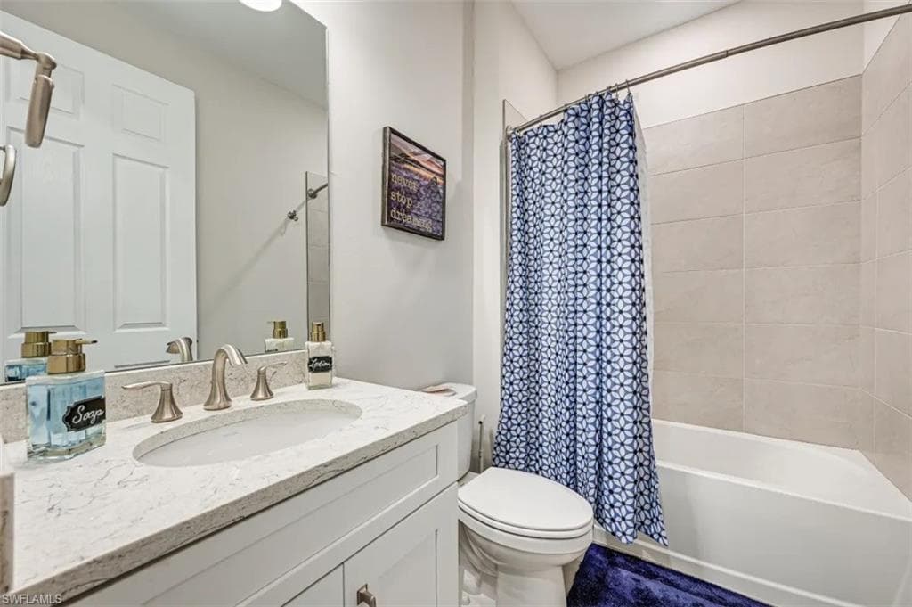 415 Polihale WAY, NAPLES FL 34114-15