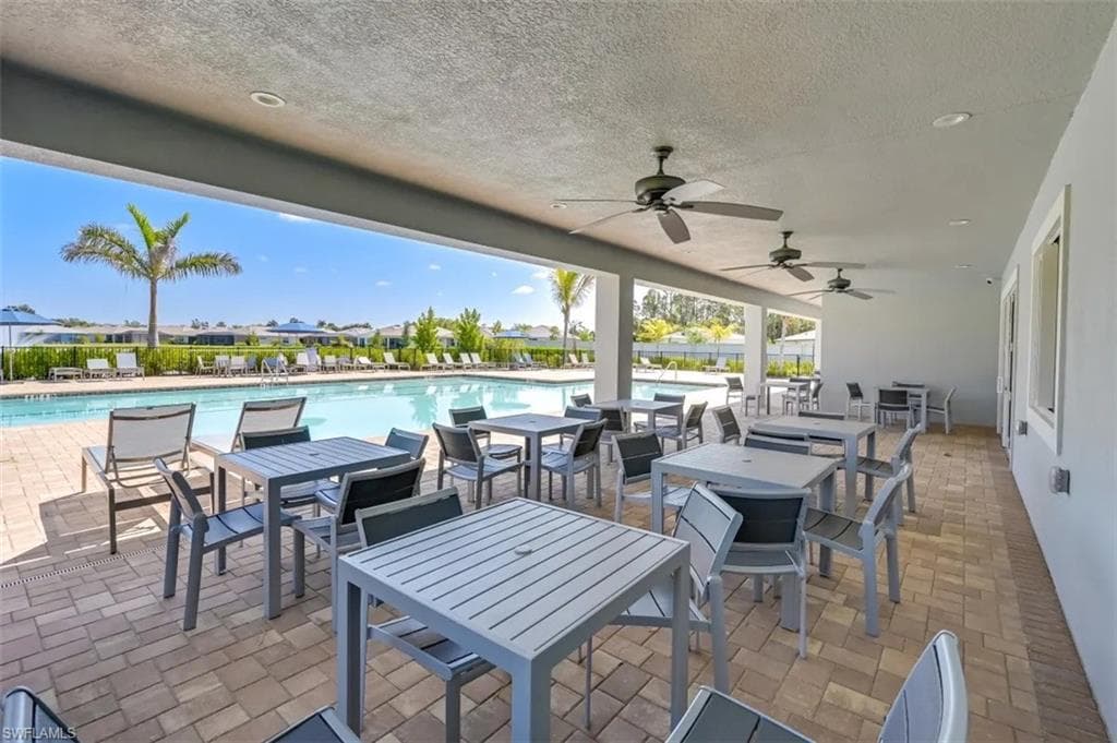 415 Polihale WAY, NAPLES FL 34114-25