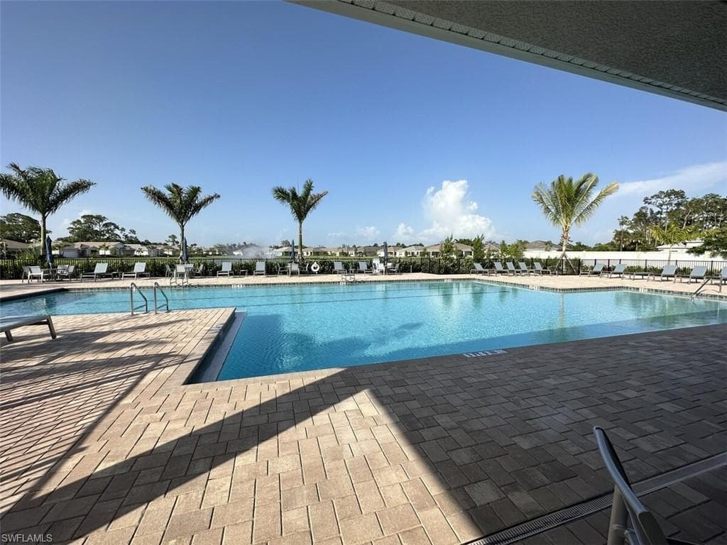 415 Polihale WAY, NAPLES FL 34114-27