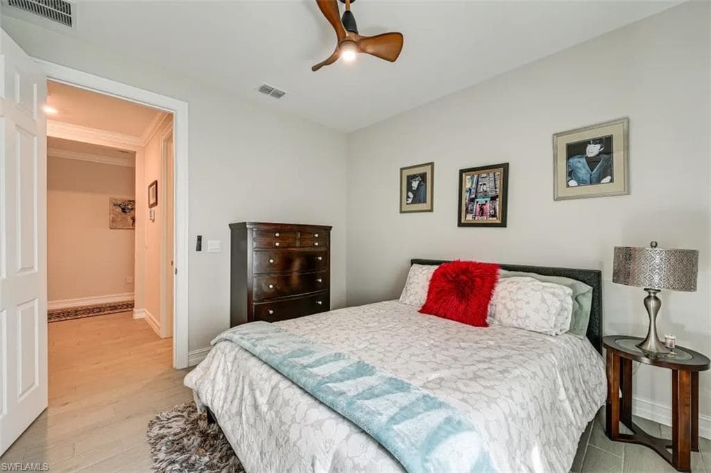 415 Polihale WAY, NAPLES FL 34114-18