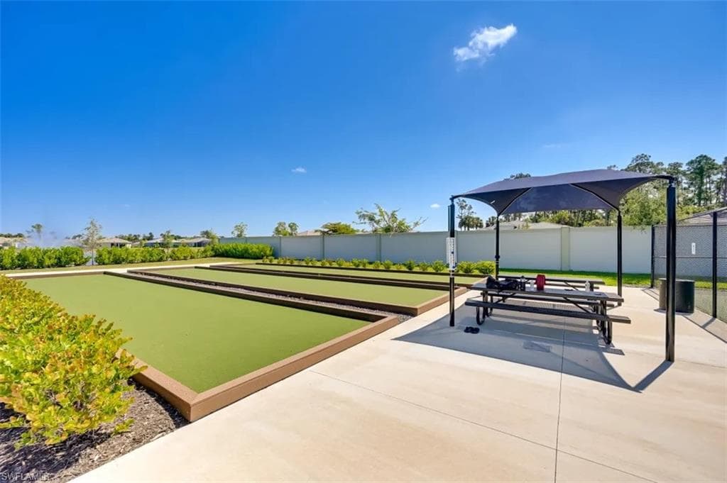 415 Polihale WAY, NAPLES FL 34114-28