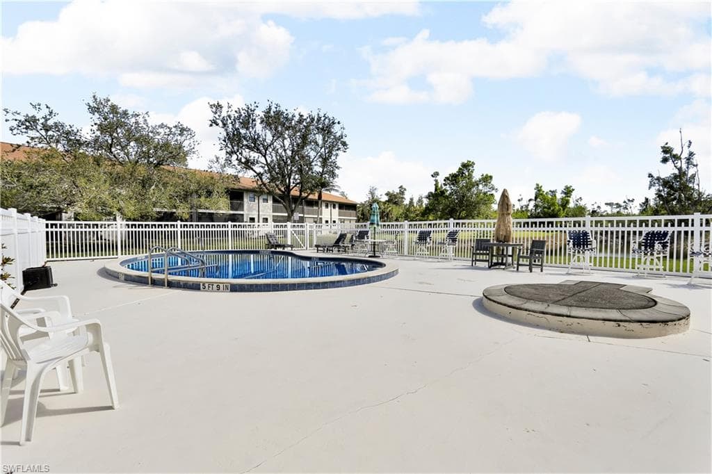 10022 Oxfordshire LN # 206, FORT MYERS FL 33908-35