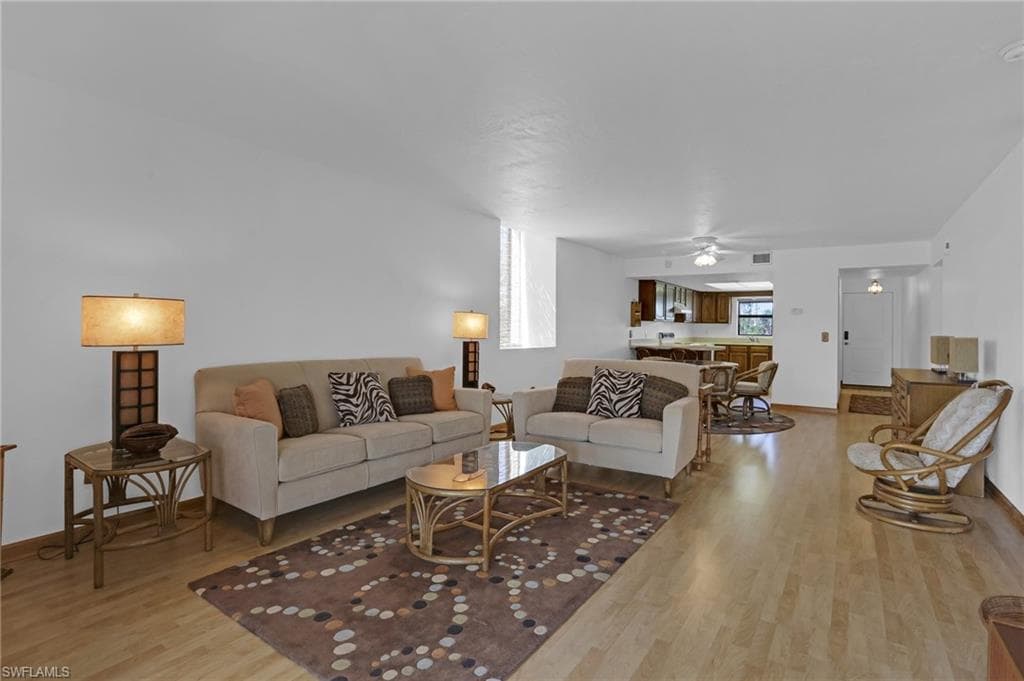 10022 Oxfordshire LN # 206, FORT MYERS FL 33908-18