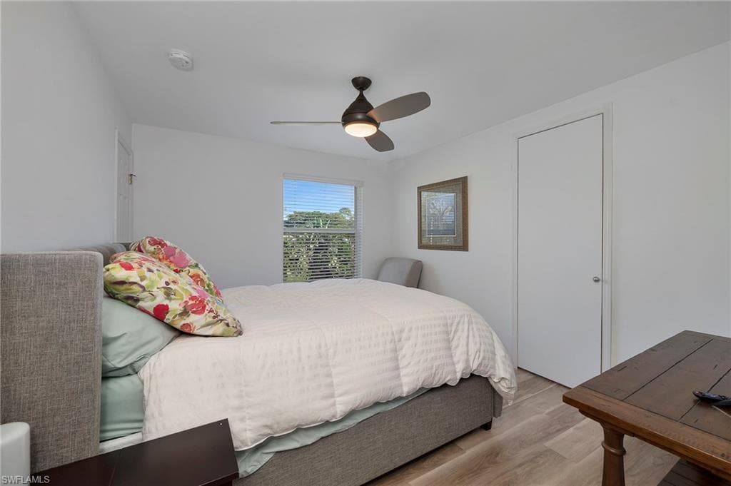 5005 Old Pond DR, NAPLES FL 34104-13