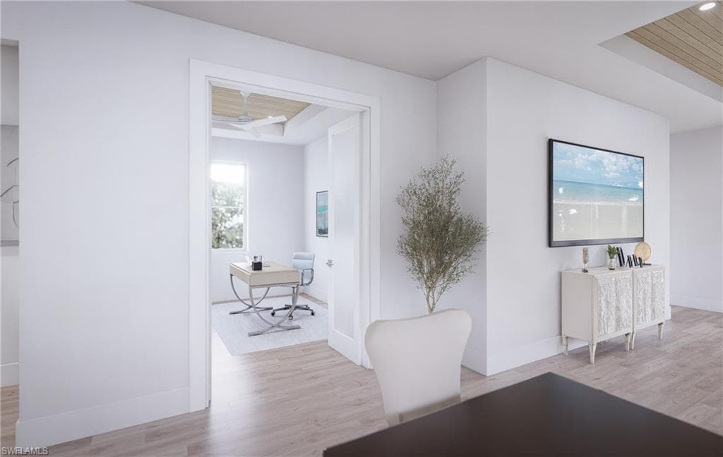 2432 Florida AVE, NAPLES FL 34112-7