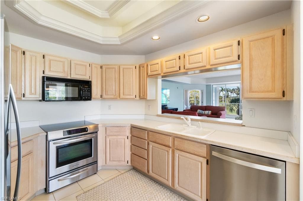 599 Audubon BLVD # 201, NAPLES FL 34110-16