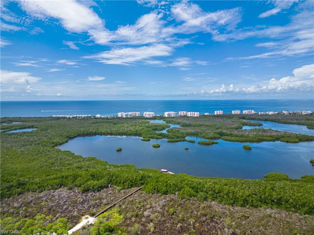 599 Audubon BLVD # 201, NAPLES FL 34110-49