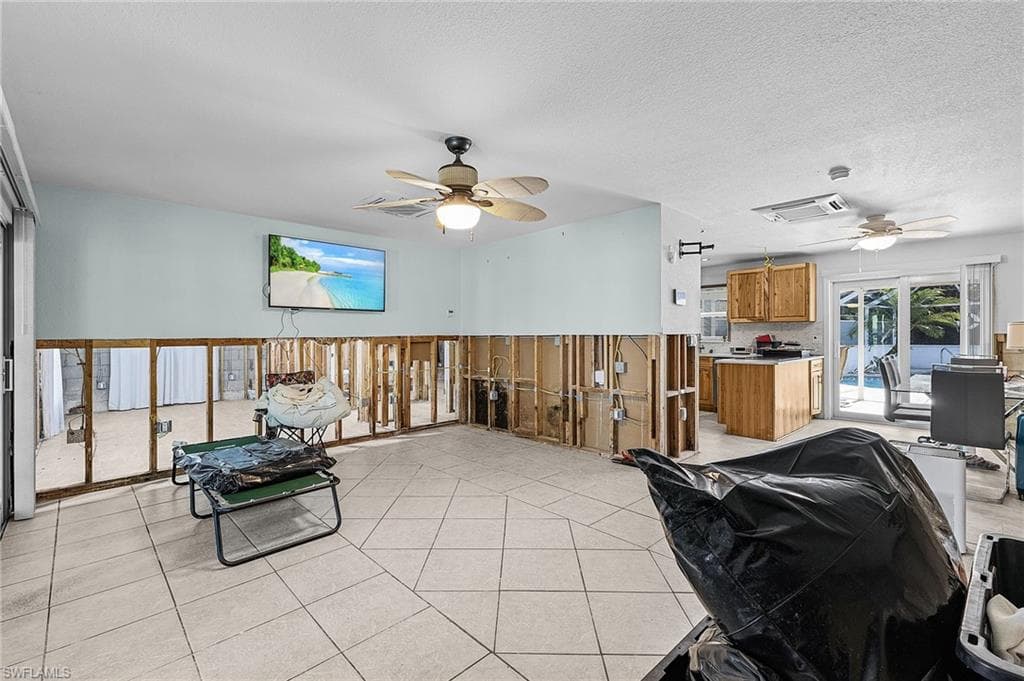 4826 E Riverside DR, FORT MYERS FL 33905-5