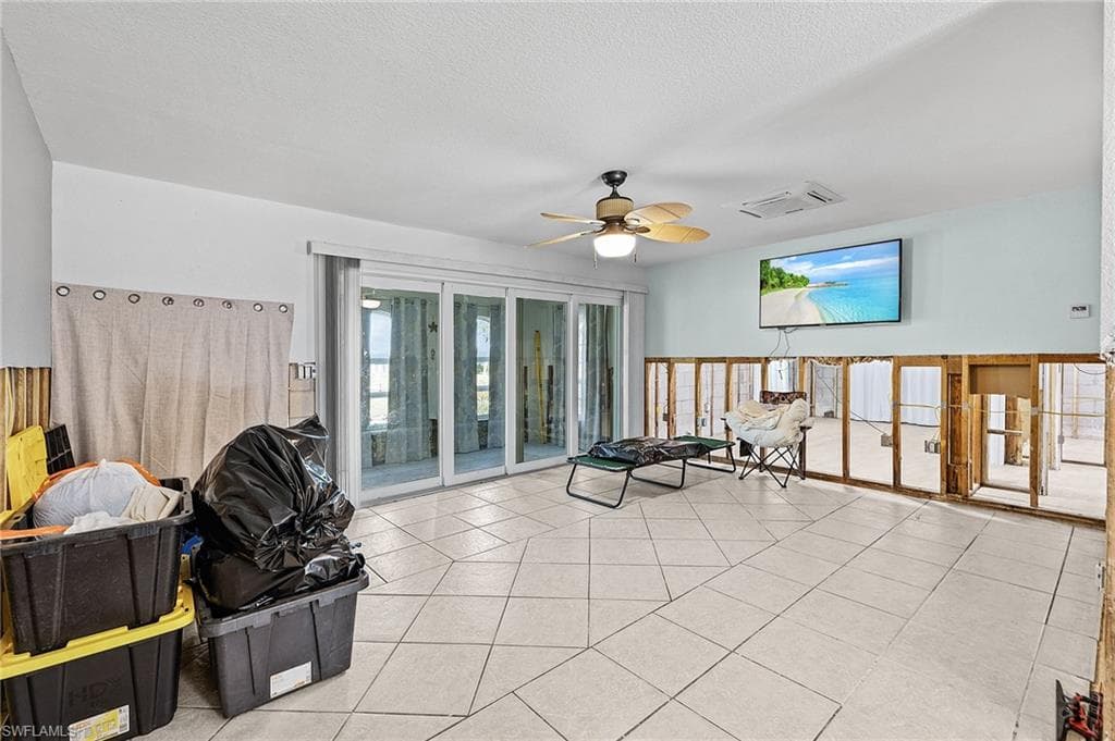 4826 E Riverside DR, FORT MYERS FL 33905-8