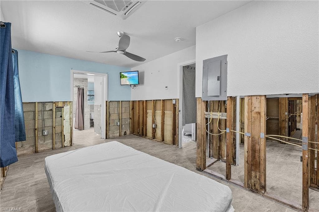 4826 E Riverside DR, FORT MYERS FL 33905-17