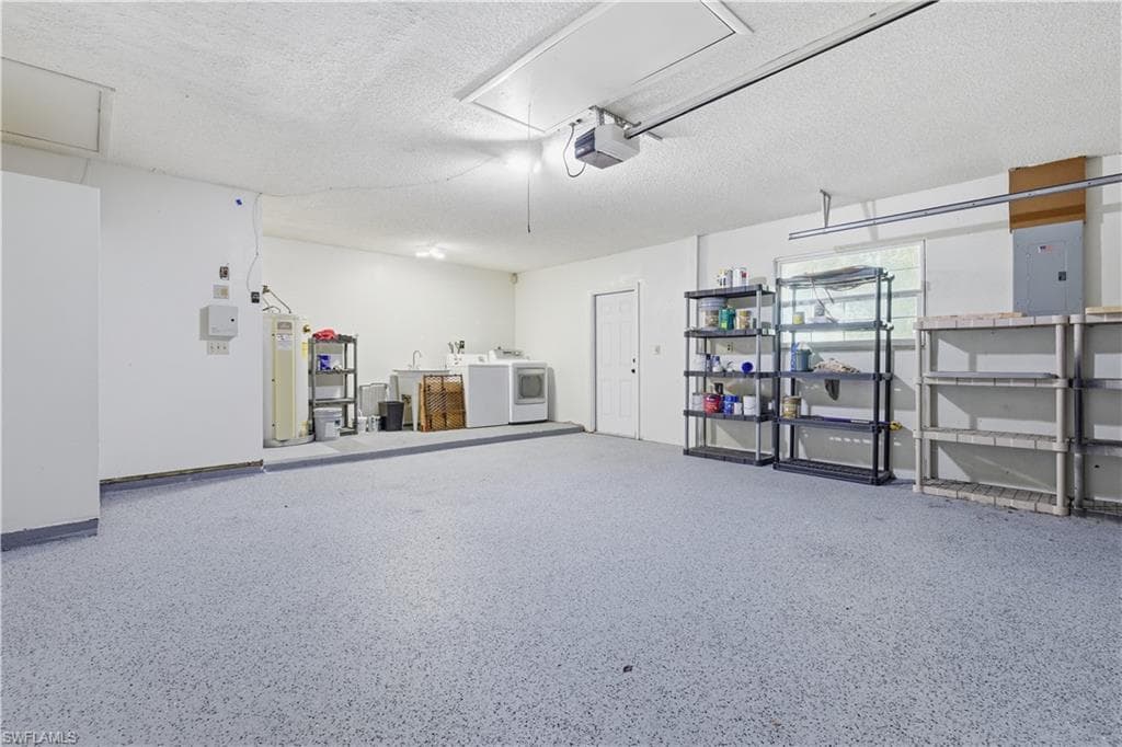1621 SUNKIST, FORT MYERS FL 33905-26