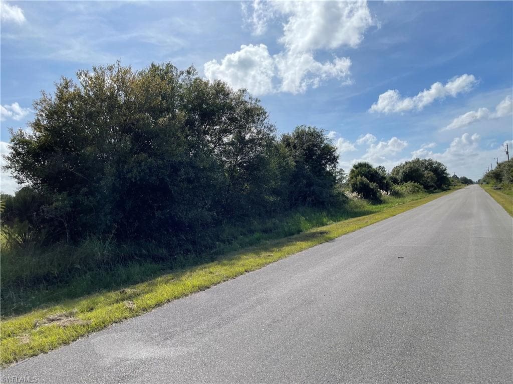 XXXX 62nd AVE NE, NAPLES FL 34120-1