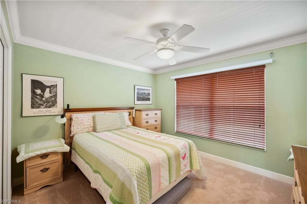4897 Berkeley DR, NAPLES FL 34112-41