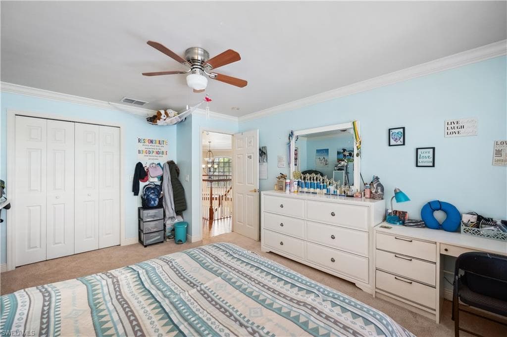 4897 Berkeley DR, NAPLES FL 34112-23