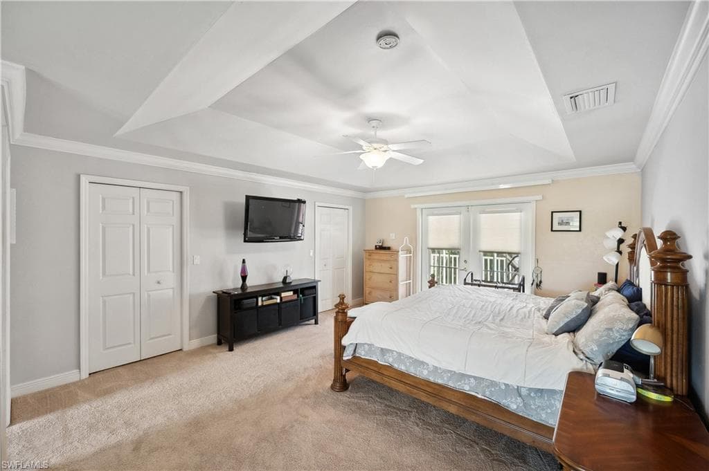 4897 Berkeley DR, NAPLES FL 34112-14