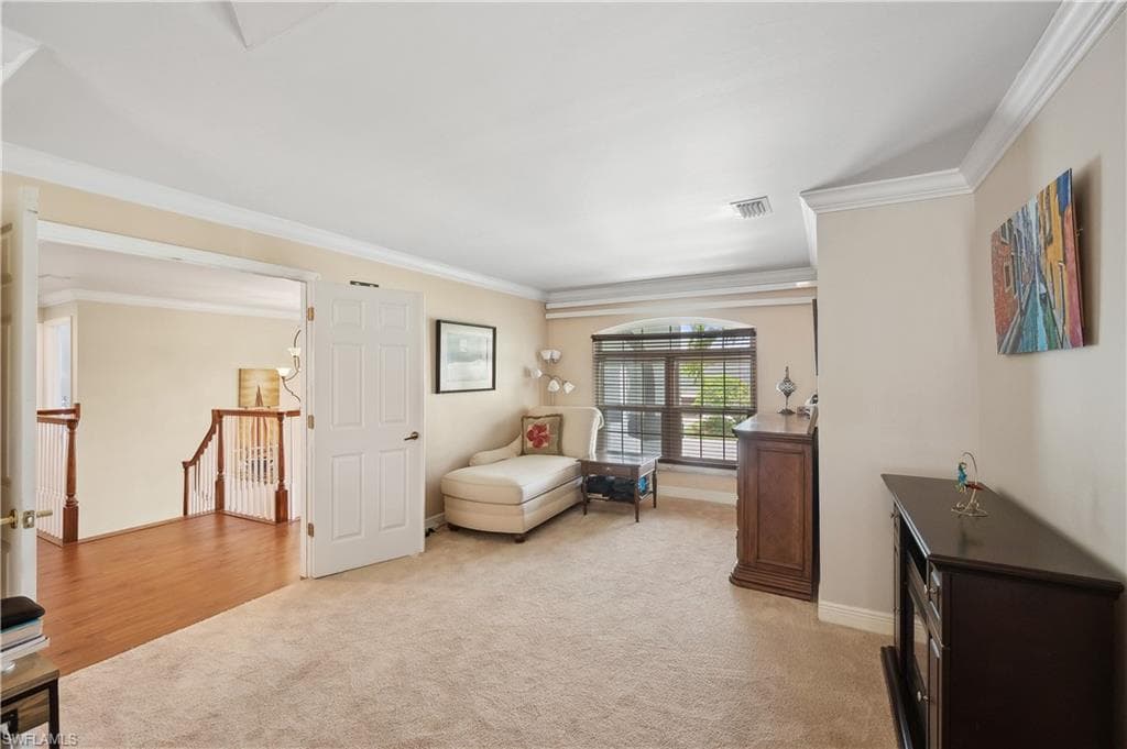 4897 Berkeley DR, NAPLES FL 34112-18