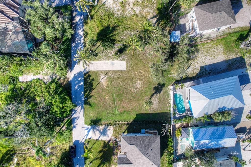 119 Sabal DR, FORT MYERS BEACH FL 33931-24