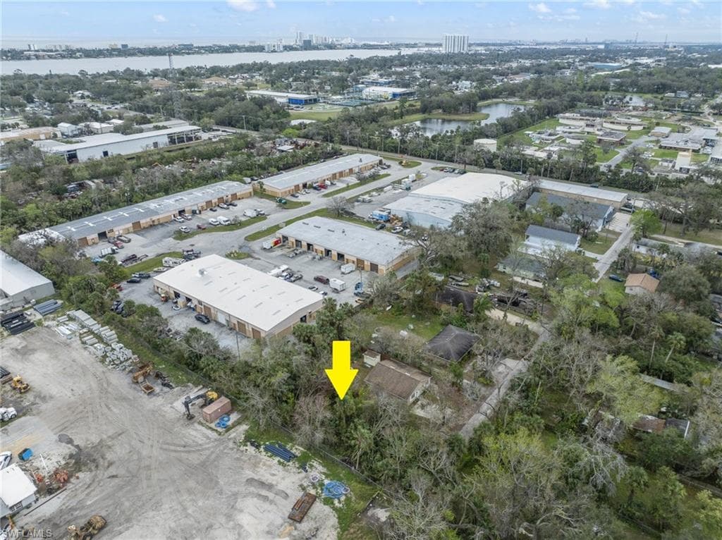 1137 Cave AVE, HOLLY HILL FL 32117-8