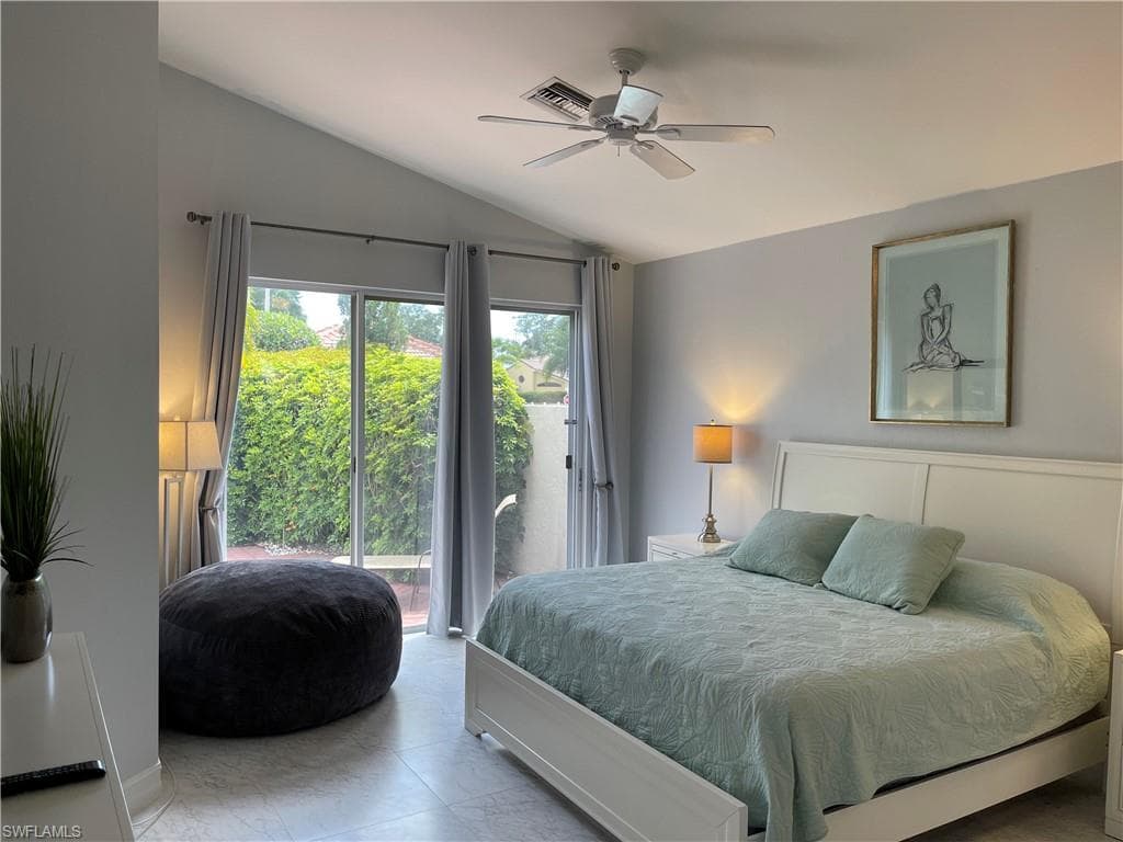 5950 Almaden DR, NAPLES FL 34119-7