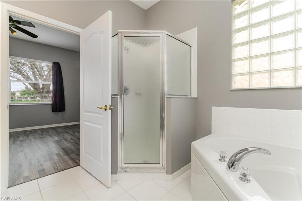 2684 Sunset Lake DR, CAPE CORAL FL 33909-12