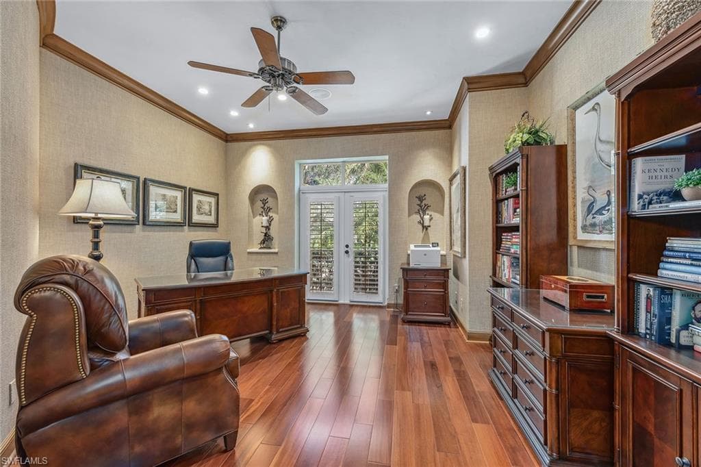 837 Barcarmil WAY, NAPLES FL 34110-26