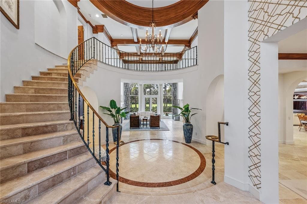 837 Barcarmil WAY, NAPLES FL 34110-2