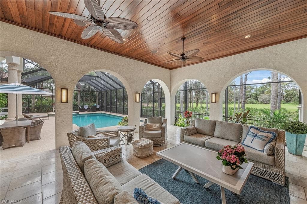 837 Barcarmil WAY, NAPLES FL 34110-33