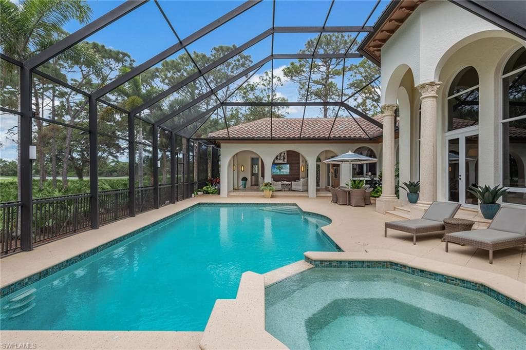 837 Barcarmil WAY, NAPLES FL 34110-37