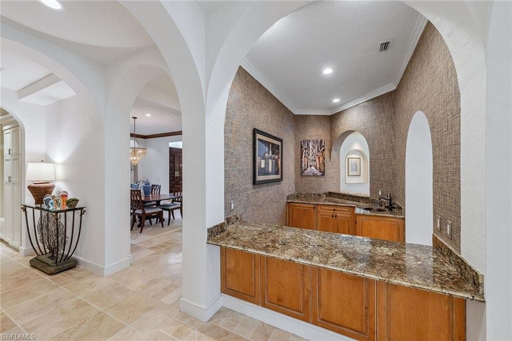 837 Barcarmil WAY, NAPLES FL 34110-14