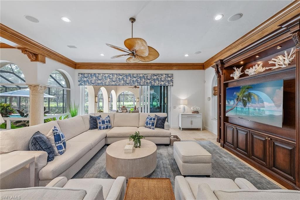 837 Barcarmil WAY, NAPLES FL 34110-28