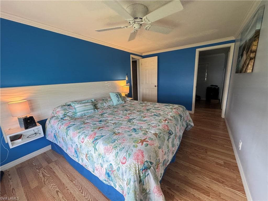 84 Enchanting BLVD, NAPLES FL 34112-5