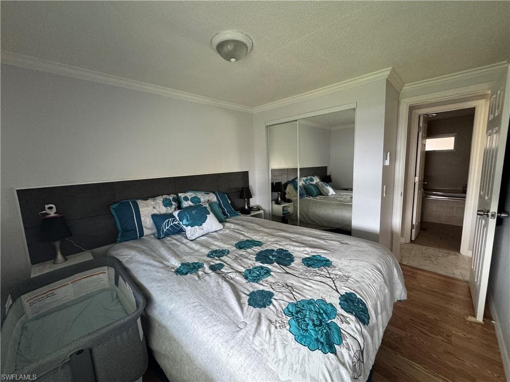 84 Enchanting BLVD, NAPLES FL 34112-12