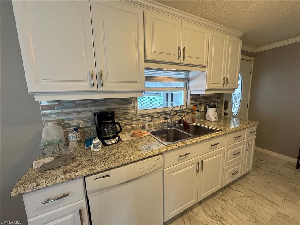 84 Enchanting BLVD, NAPLES FL 34112-18