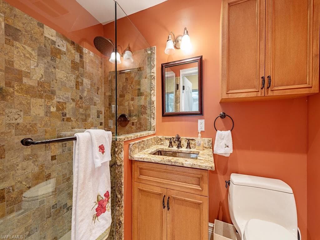 143 Edgemere WAY S, NAPLES FL 34105-11