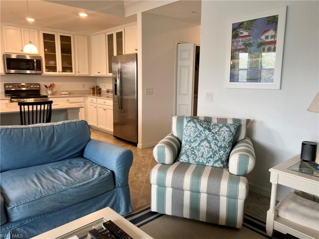 9584 Trevi CT # 5223, NAPLES FL 34113-21