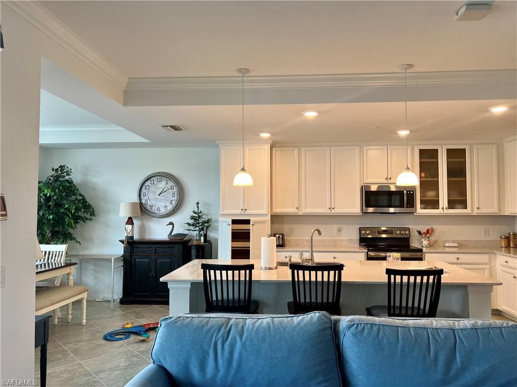 9584 Trevi CT # 5223, NAPLES FL 34113-23