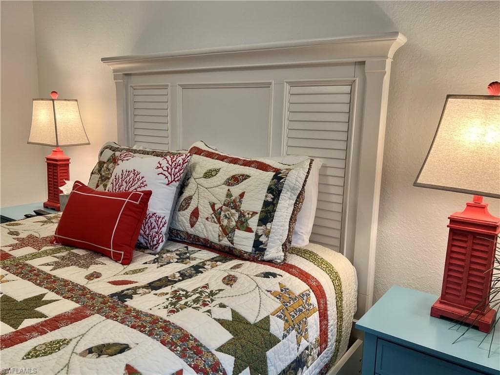 9584 Trevi CT # 5223, NAPLES FL 34113-33