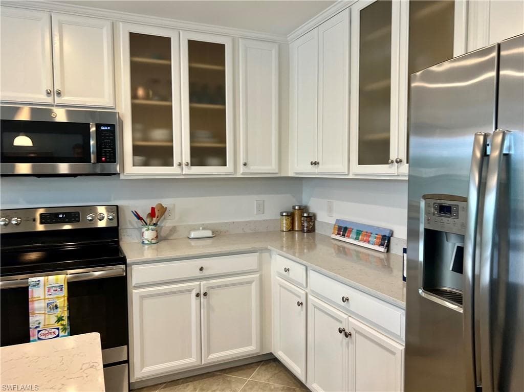 9584 Trevi CT # 5223, NAPLES FL 34113-10