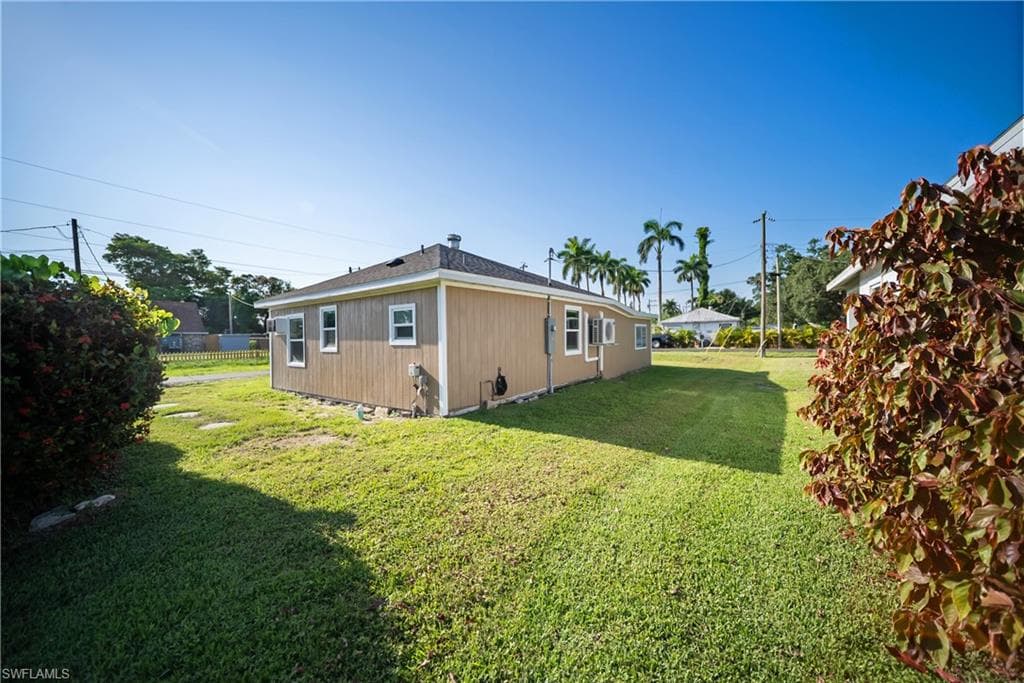 1157 4th WAY, NORTH FORT MYERS FL 33903-27