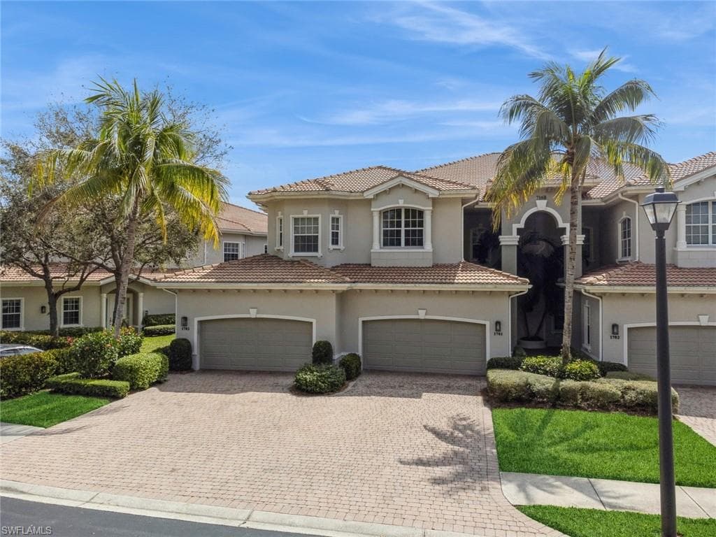 7168 Lemuria CIR # 1701, NAPLES FL 34109-5
