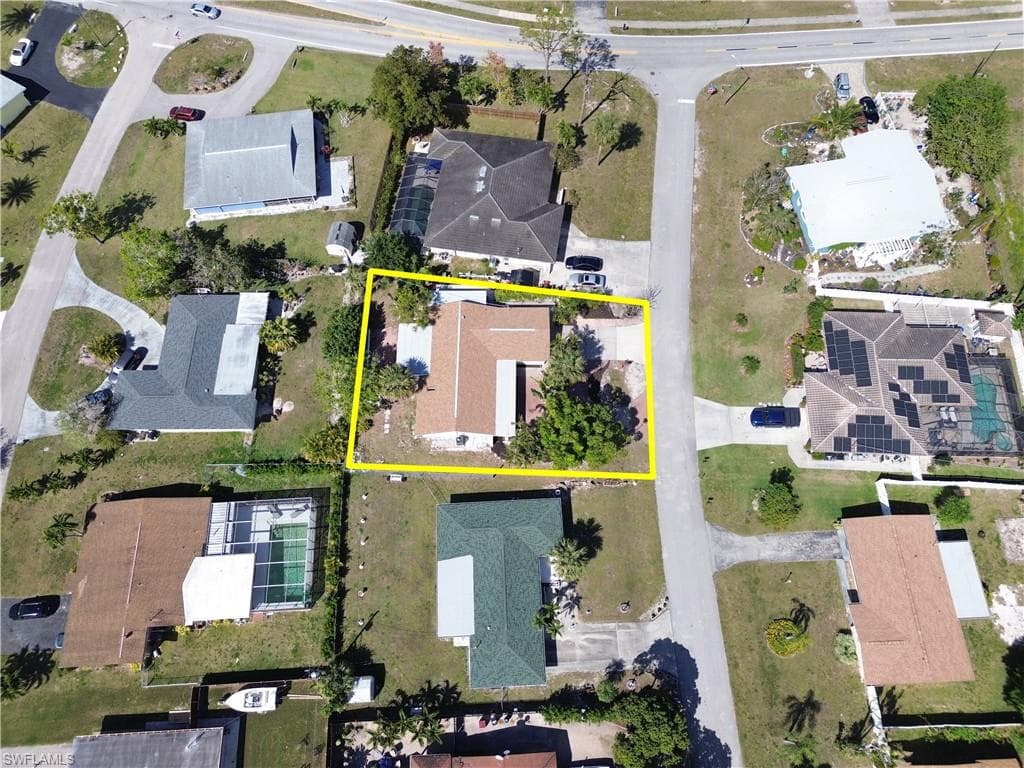 8925 Dorchester ST, FORT MYERS FL 33907-36