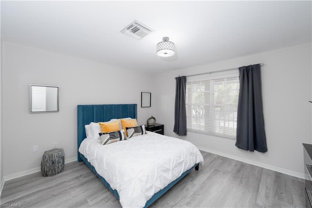 434 Sugar Pine LN, NAPLES FL 34108-9