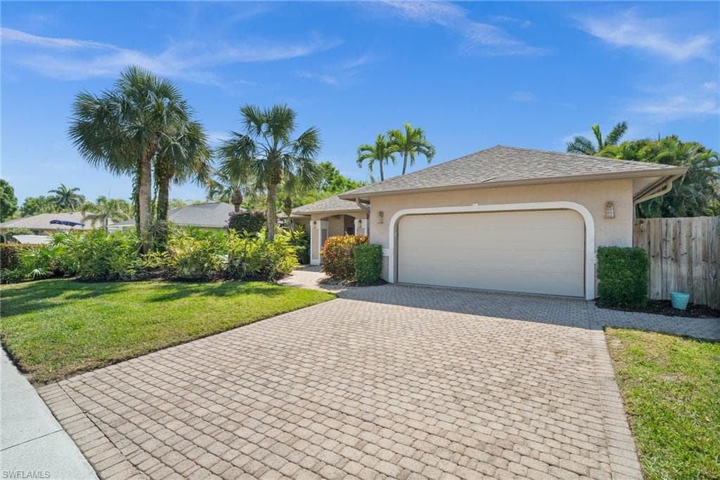 2440 RIVER REACH DR, NAPLES FL 34104-1