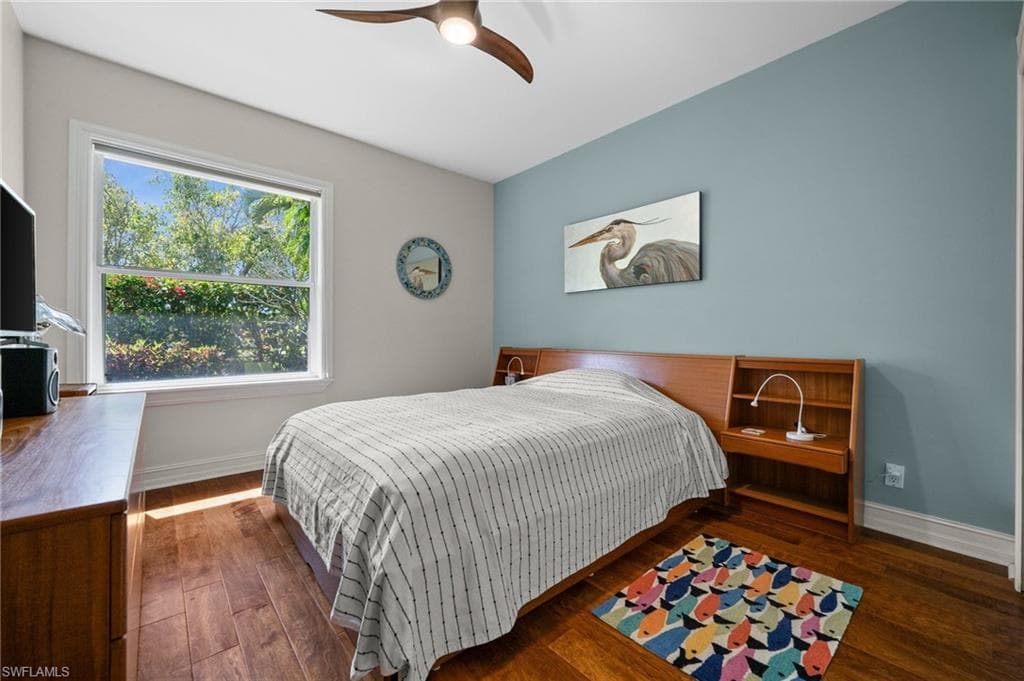 2440 RIVER REACH DR, NAPLES FL 34104-16