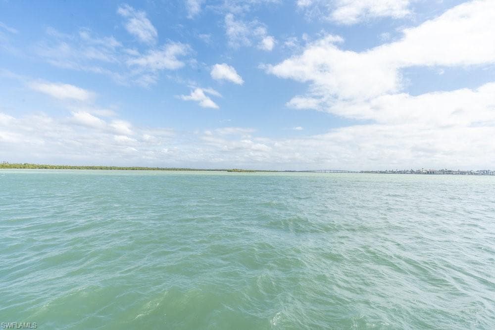 10 Tampa PL # 203, MARCO ISLAND FL 34145-27
