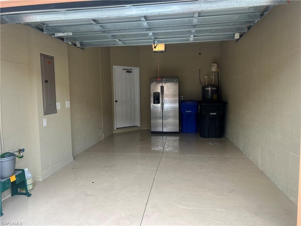 10300 Via Colomba CIR, FORT MYERS FL 33966-25