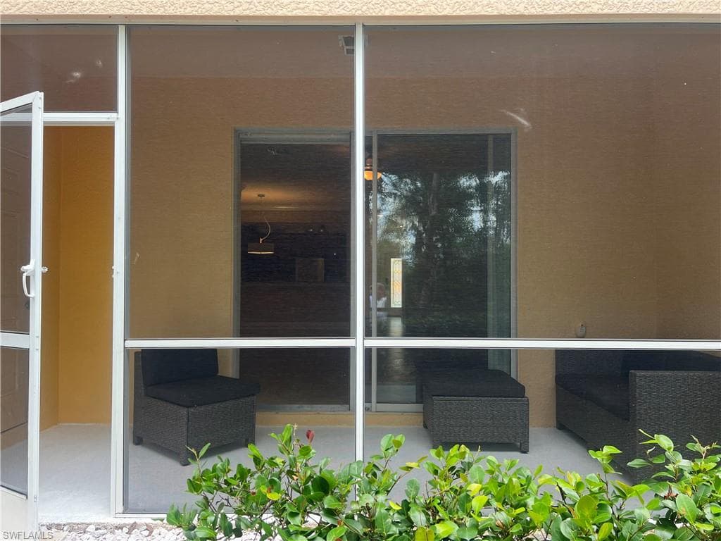 10300 Via Colomba CIR, FORT MYERS FL 33966-29