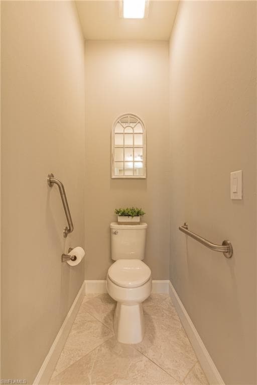 7658 Jacaranda LN, NAPLES FL 34114-23