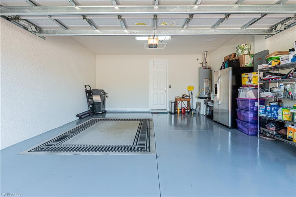 7658 Jacaranda LN, NAPLES FL 34114-32