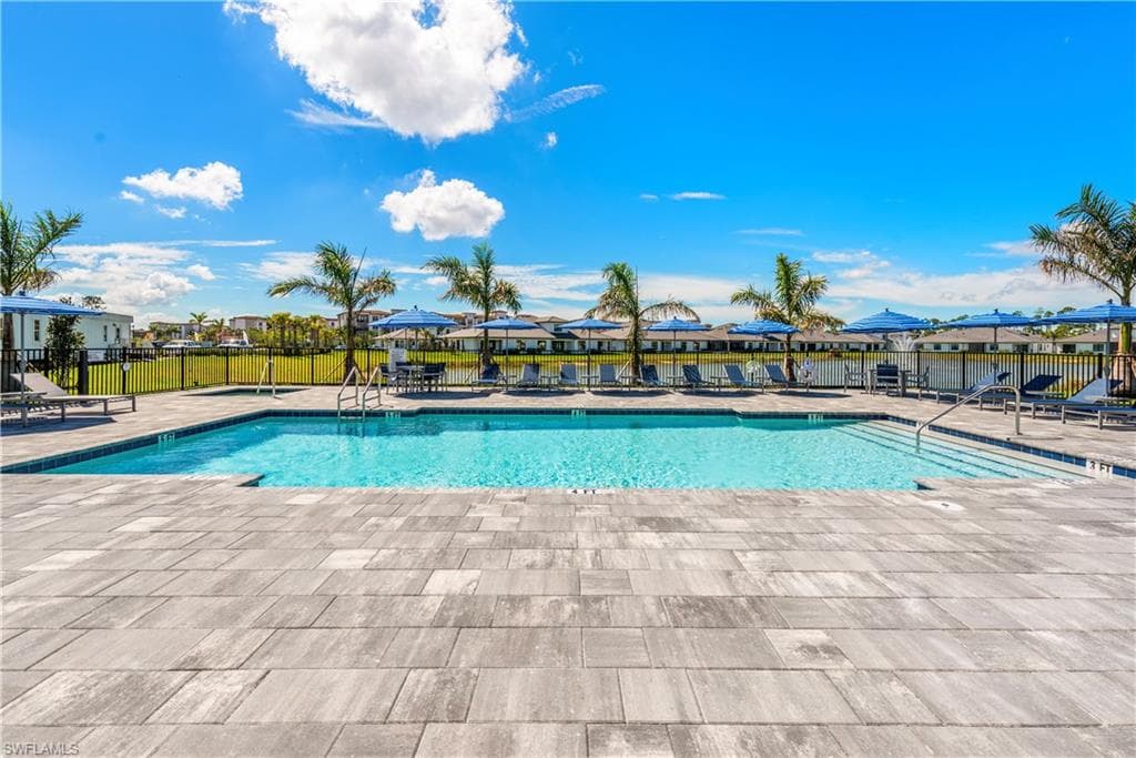 10925 Preachers Cove LN, FORT MYERS FL 33913-13